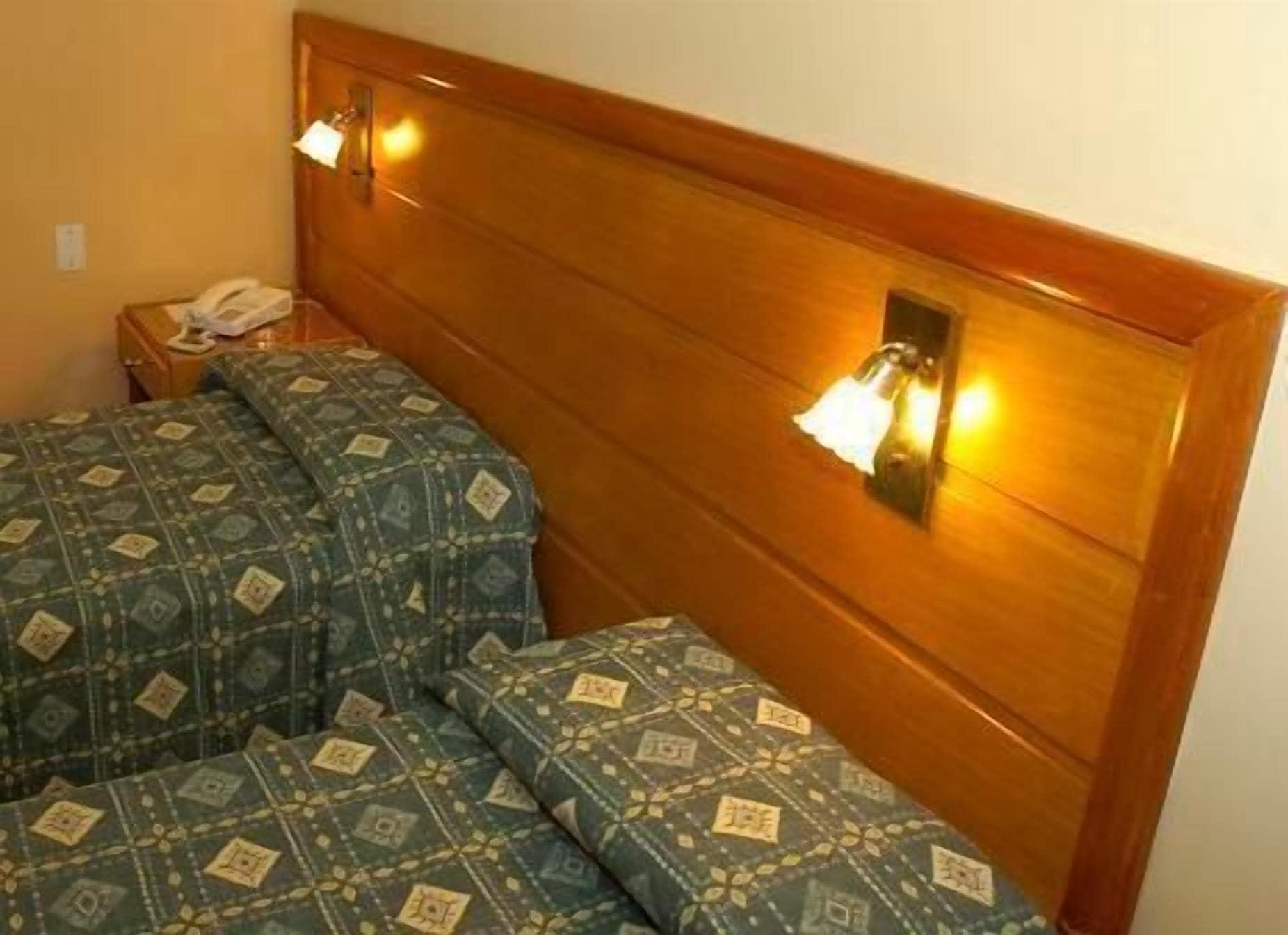 Hotel Provincial メンドーサ エクステリア 写真