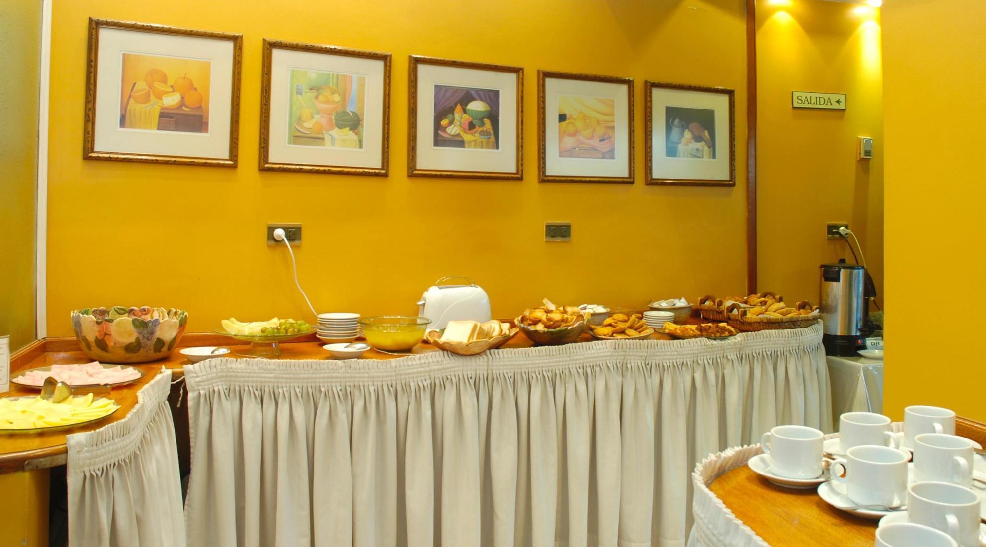 Hotel Provincial メンドーサ エクステリア 写真